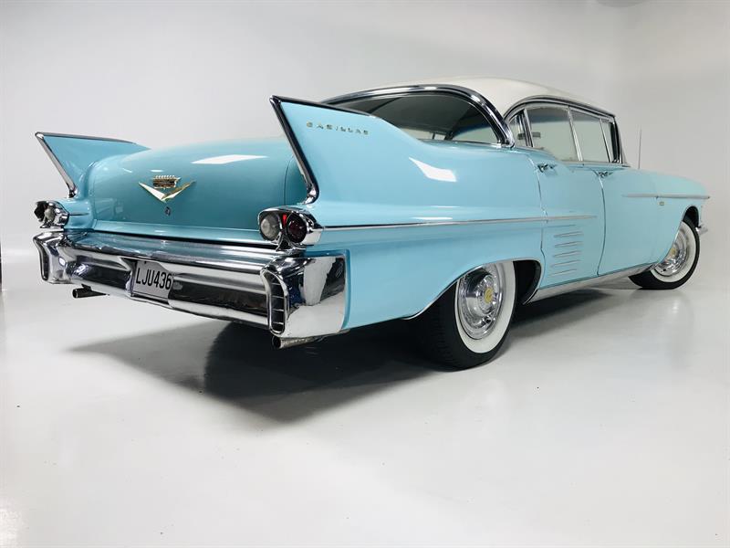 1958 CADILLAC SERIES 62