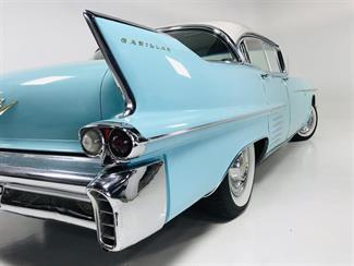 1958 CADILLAC SERIES 62 - Thumbnail